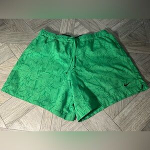 Nike Men's Athletic Shorts in Green with Pattern